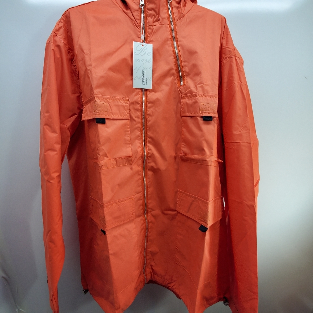 ❤️NWT Multipocketed rain jacket with two zippers